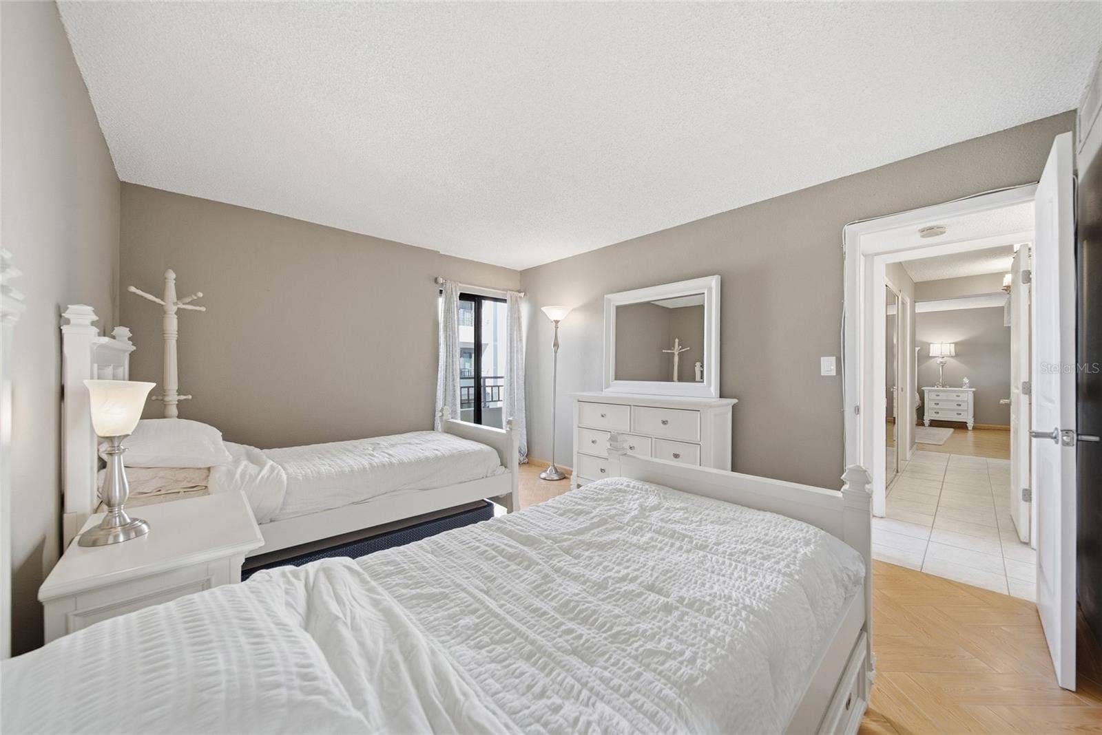 830 S GULFVIEW BOULEVARD, #604, Clearwater Beach, FL 33767 830 S GULFVIEW BOULEVARD, #604, Clearwater Beach, FL 33767