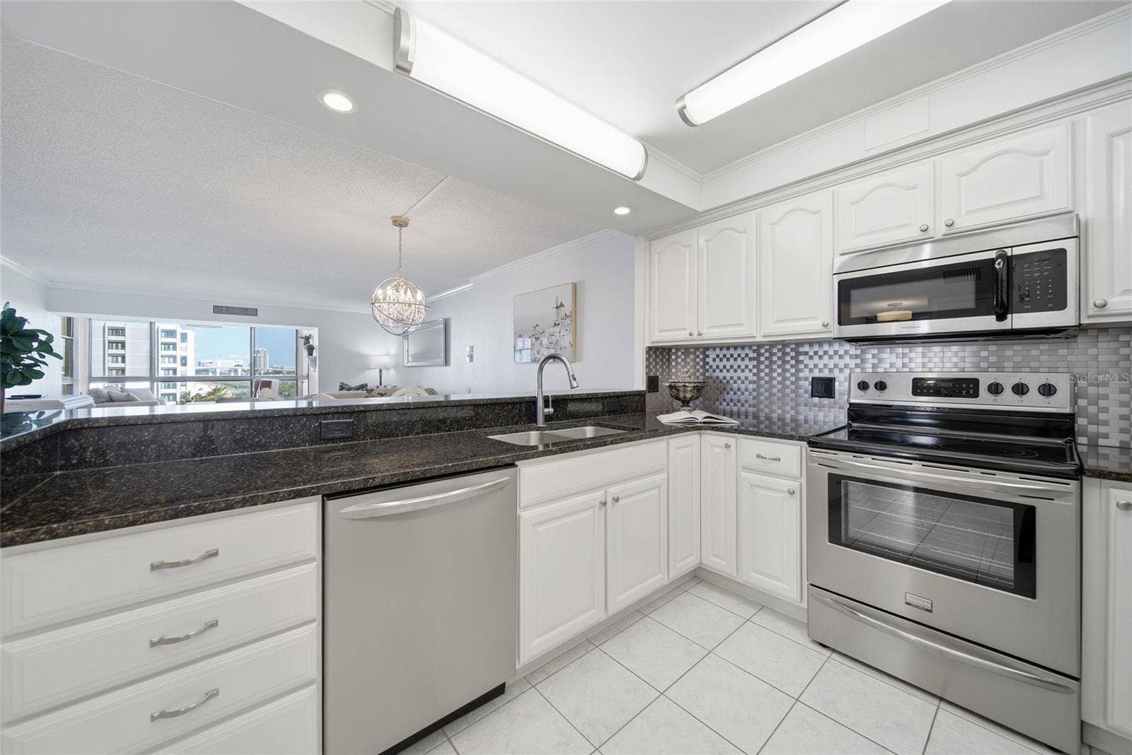 830 S GULFVIEW BOULEVARD, #604, Clearwater Beach, FL 33767 830 S GULFVIEW BOULEVARD, #604, Clearwater Beach, FL 33767