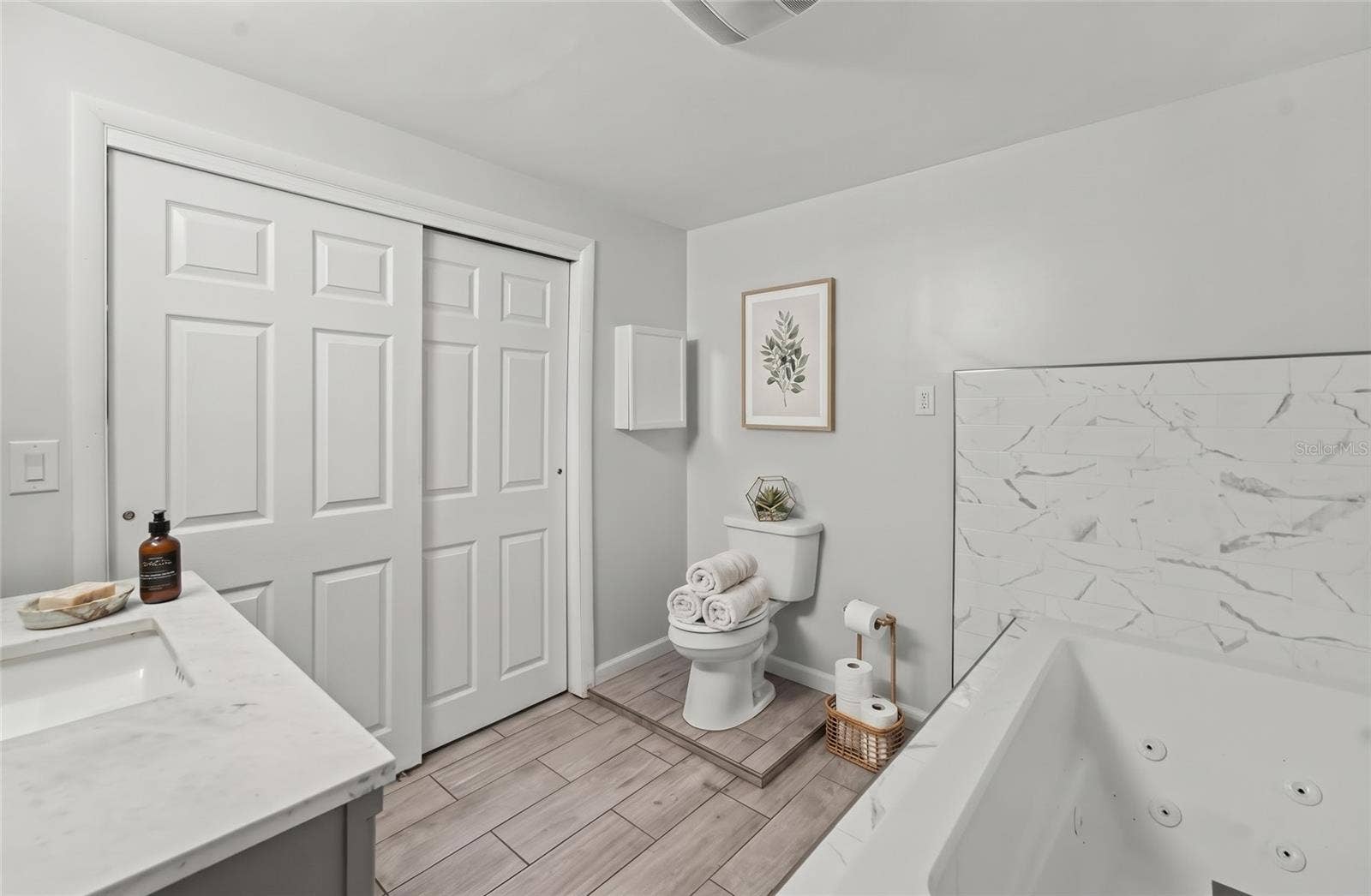 5818 BAKER RD, New Port Richey, FL 34653