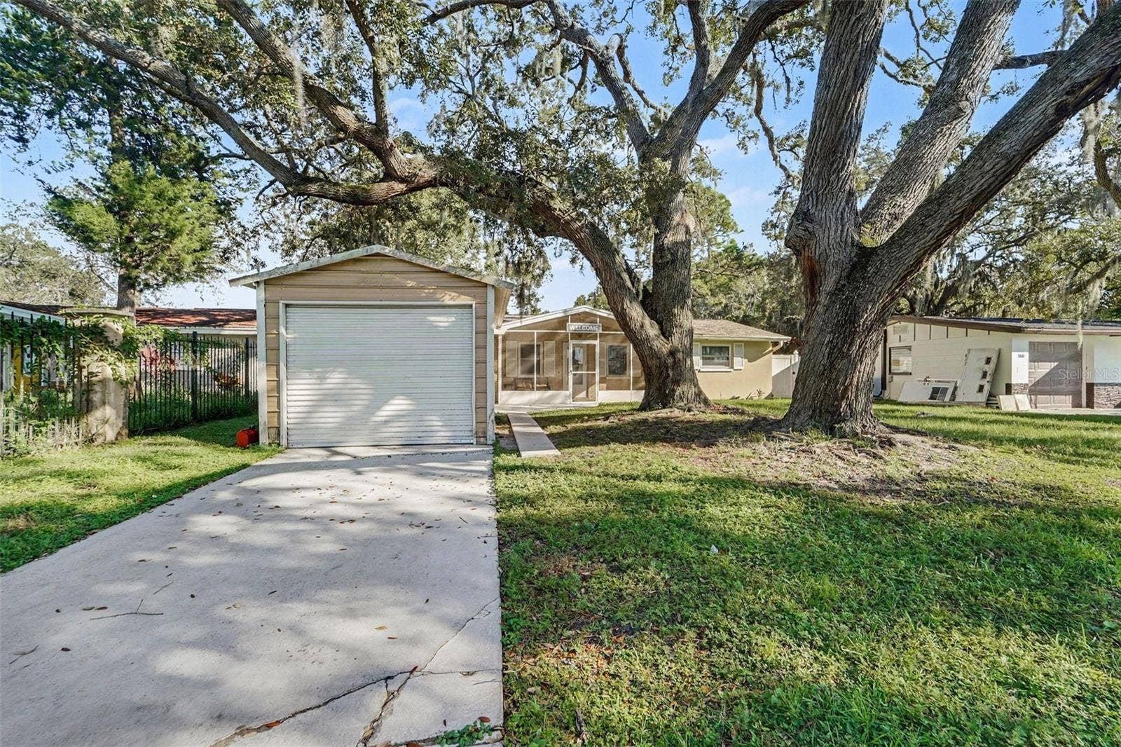 5818 BAKER RD, New Port Richey, FL 34653