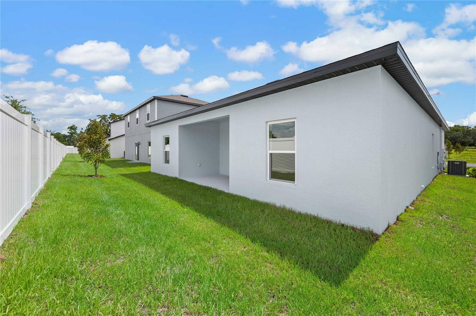 13284 TULA LOOP, Astatula, FL 34705