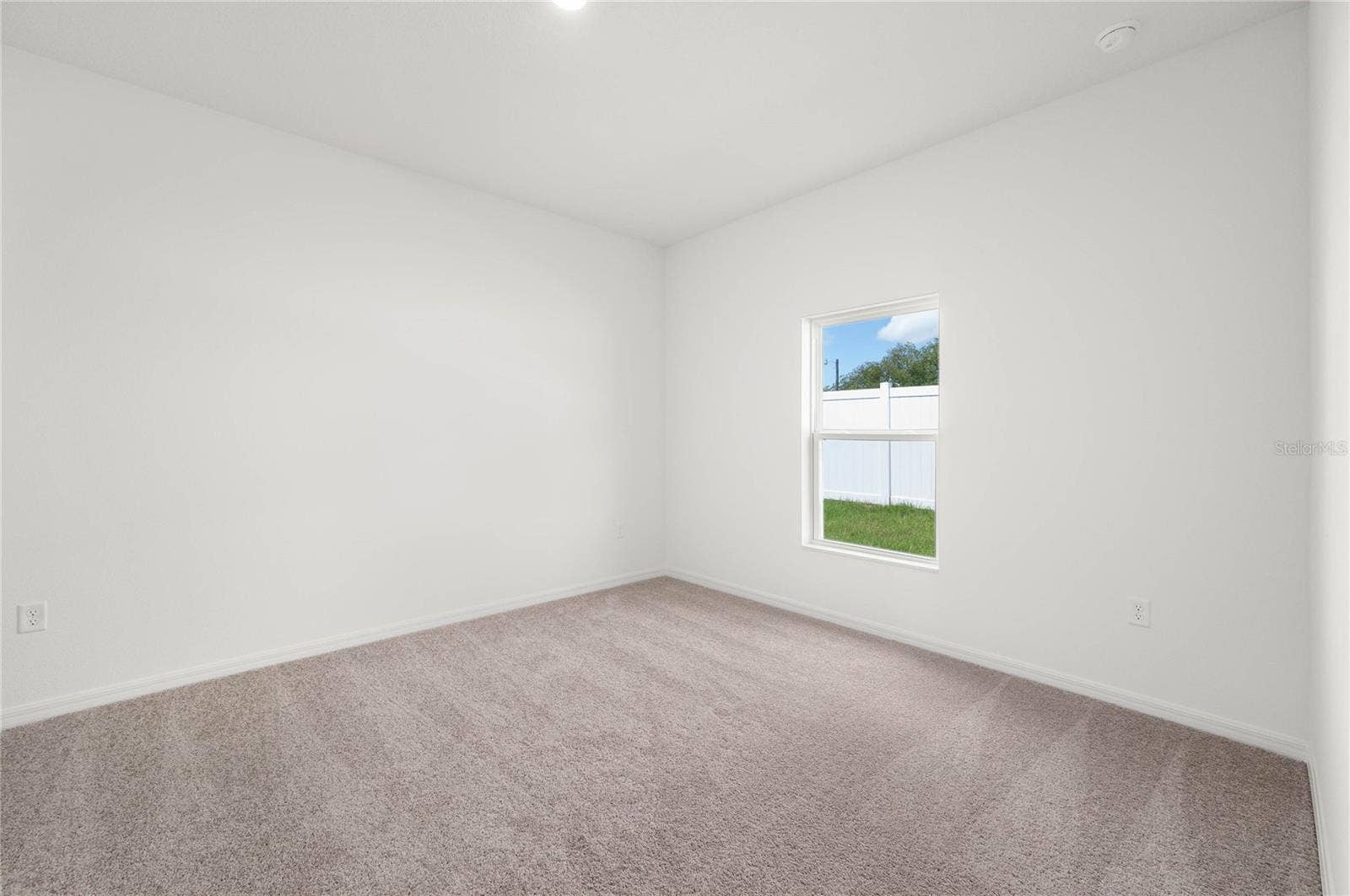 13284 TULA LOOP, Astatula, FL 34705