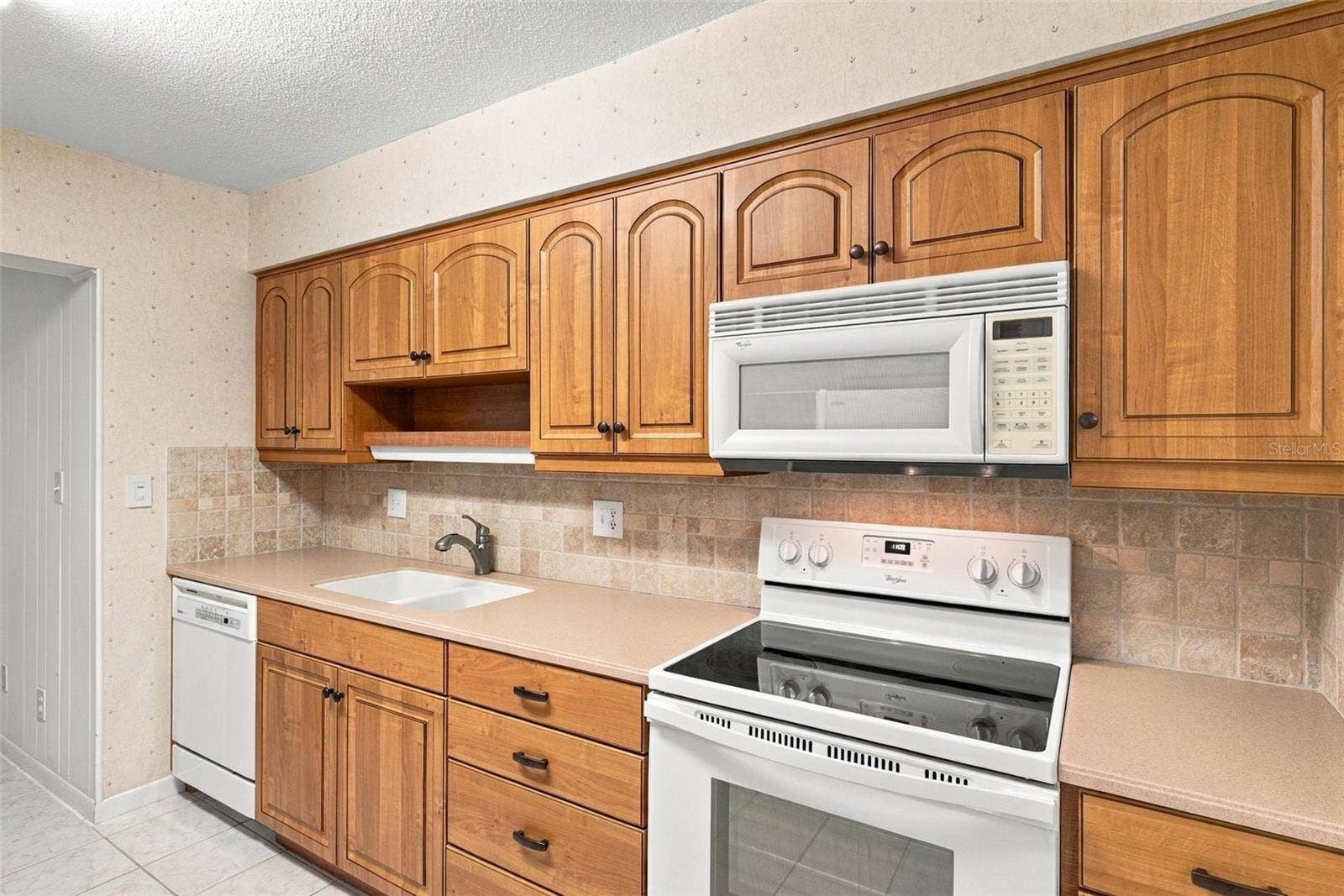 11200 102ND AVENUE, #64, Seminole, FL 33778
