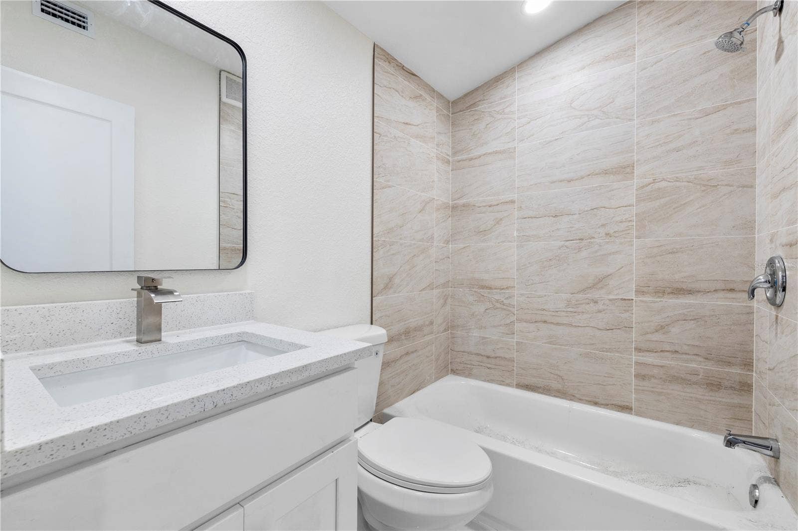 828 30TH STREET NW, Winter Haven, FL 33881 828 30TH STREET NW, Winter Haven, FL 33881