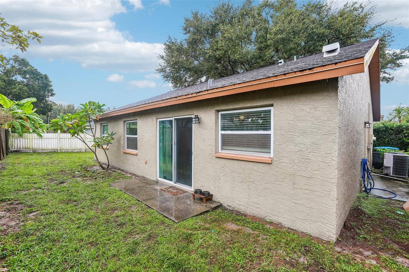 2310 LISTON CIRCLE, Palm Harbor, FL 34683