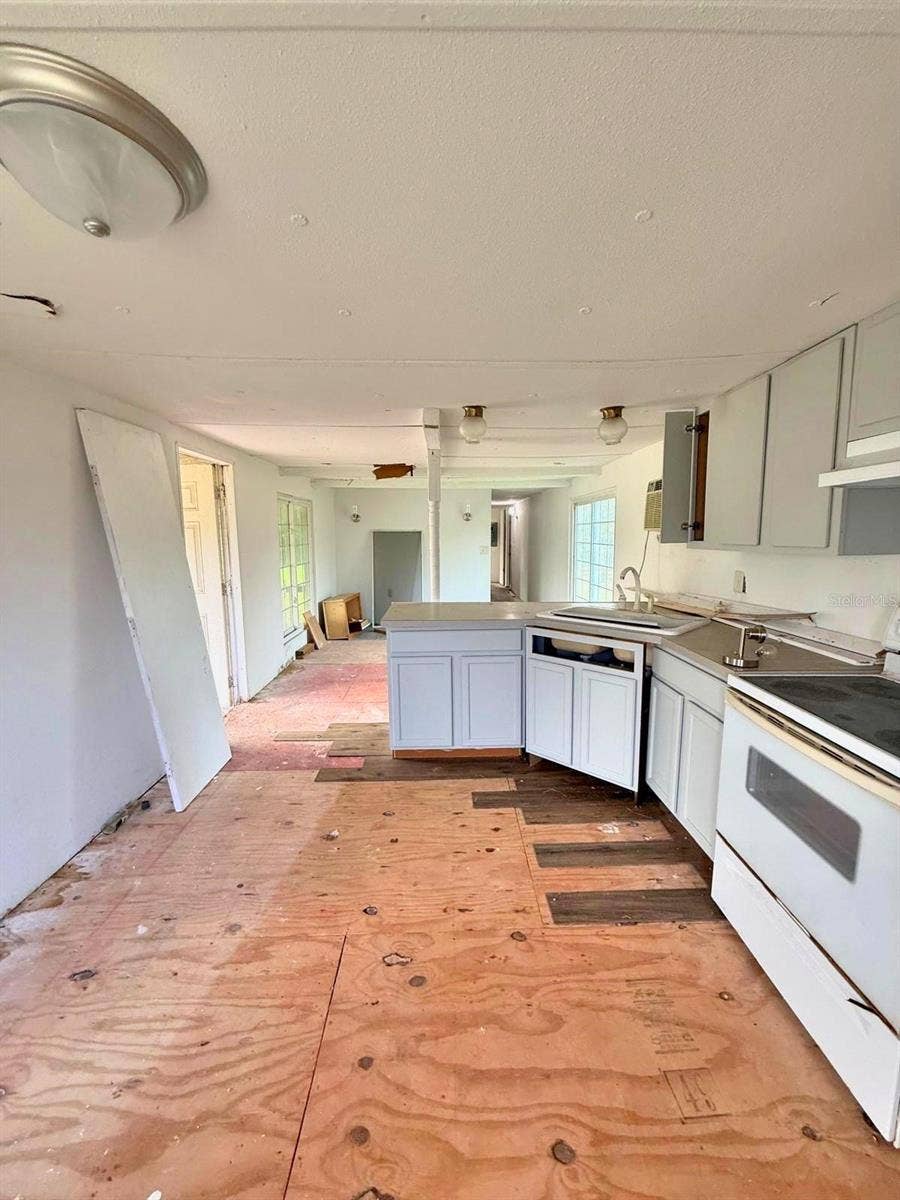 2810 S WILLOW TERRACE, Homosassa, FL 34448