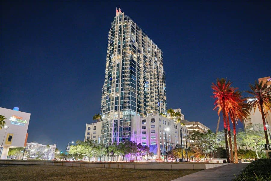 Property photo for 777 N ASHLEY DRIVE, #1704, Tampa, FL
