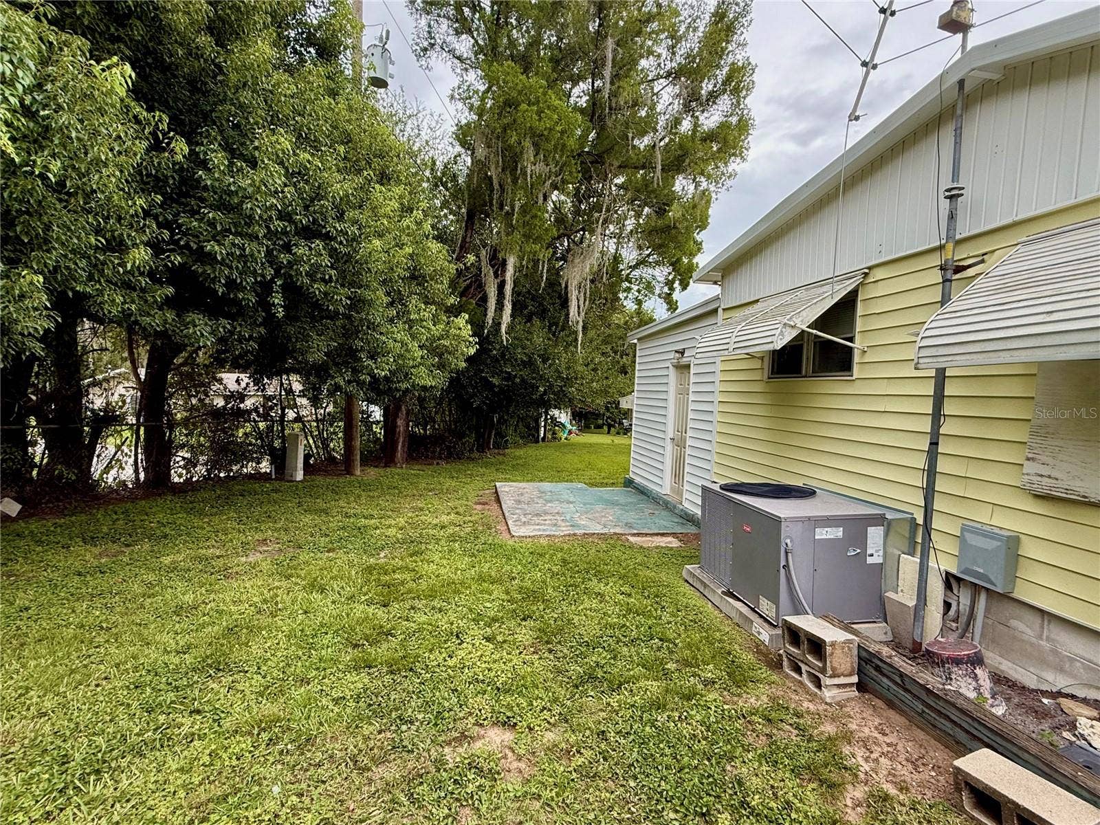 6035 RIDGEWOOD DRIVE, Zephyrhills, FL 33542 Rear