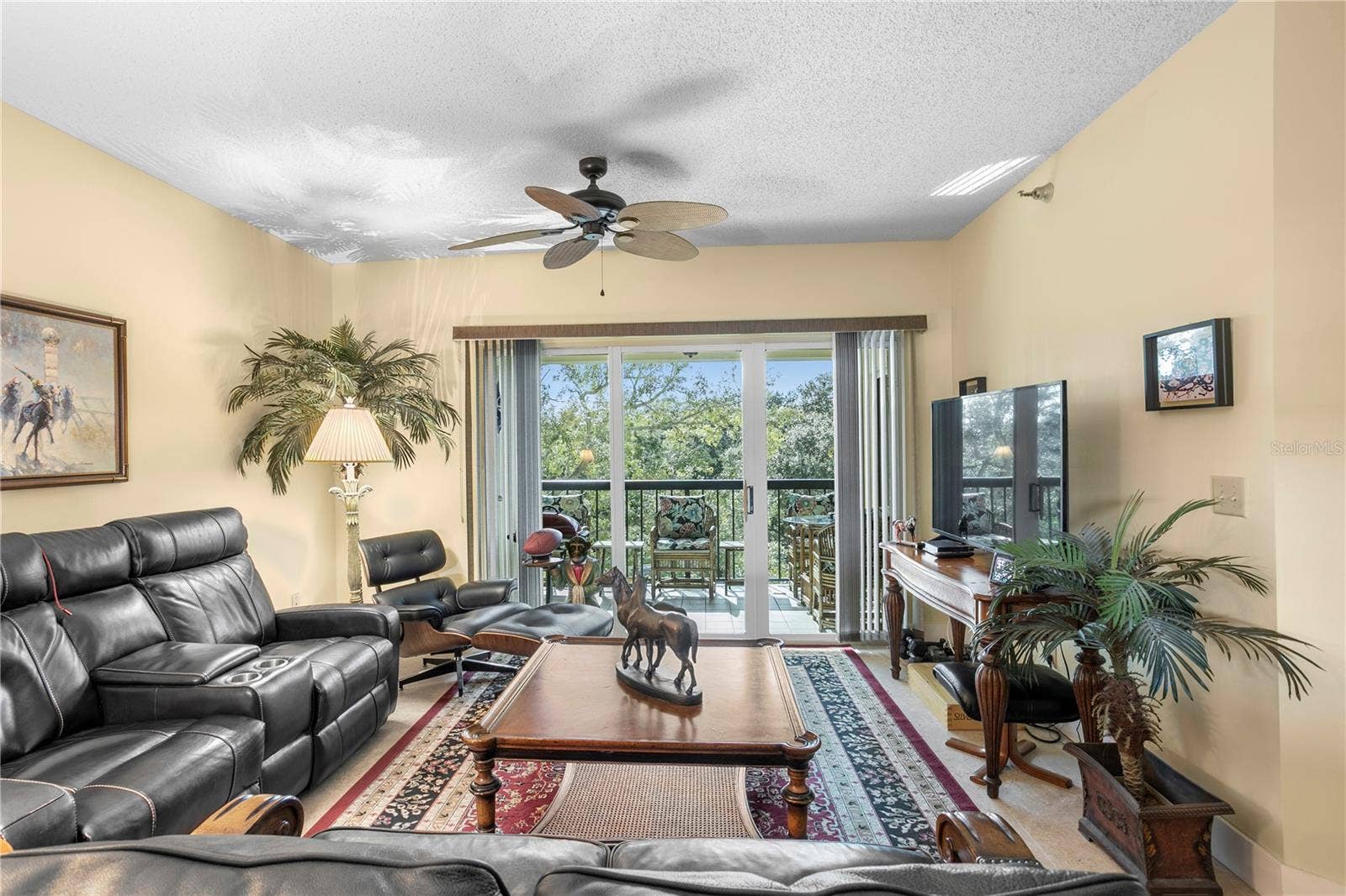 1000 S HARBOUR ISLAND BOULEVARD, #2306, Tampa, FL 33602 With access to an outdoor balcony space