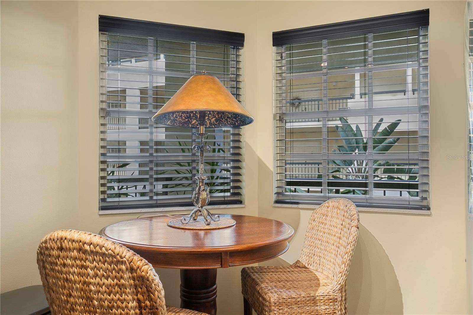 1000 S HARBOUR ISLAND BOULEVARD, #2306, Tampa, FL 33602 The kitchen offers space for a cozy bistro table