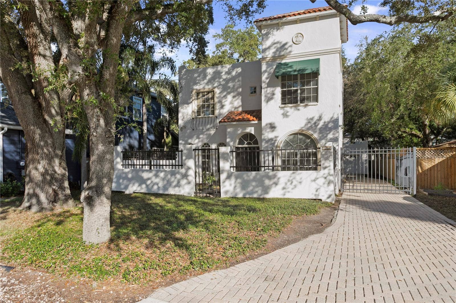 5821 INTERBAY BOULEVARD, Tampa, FL 33611 5821 INTERBAY BOULEVARD, Tampa, FL 33611