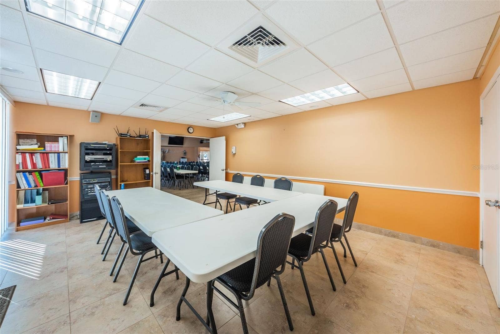 39820 US HIGHWAY 19 N, #160, Tarpon Springs, FL 34689 VERY ACTIVE 55+ COMMUNITY