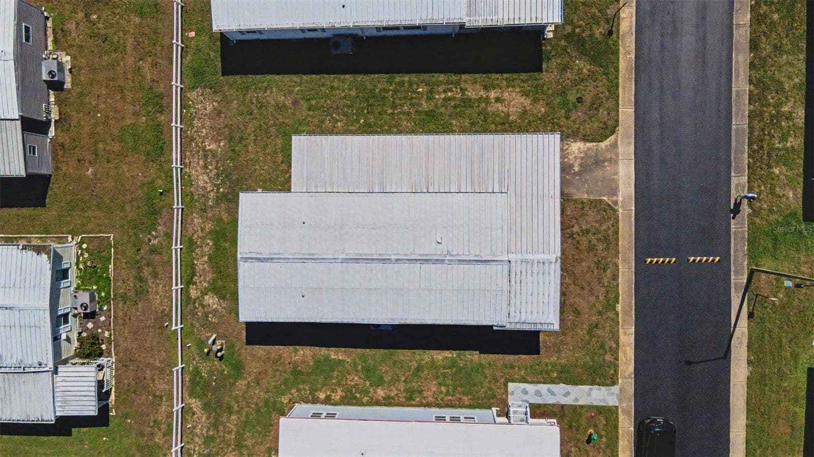 39820 US HIGHWAY 19 N, #160, Tarpon Springs, FL 34689 METAL ROOF!