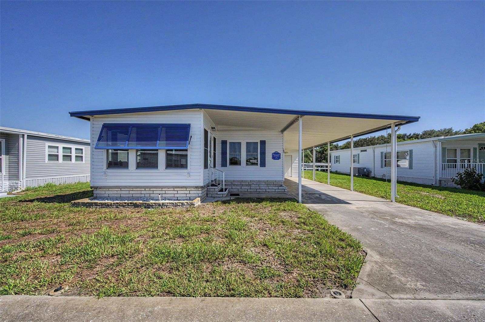 39820 US HIGHWAY 19 N, #160, Tarpon Springs, FL 34689 1,234 Heated SF