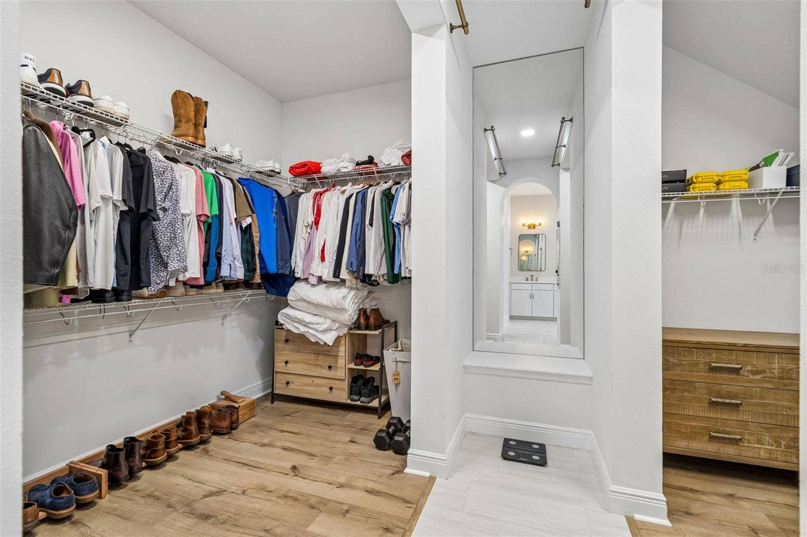 6107 NIKKI LANE LANE, Odessa, FL 33556 Primary Walk-in Closets