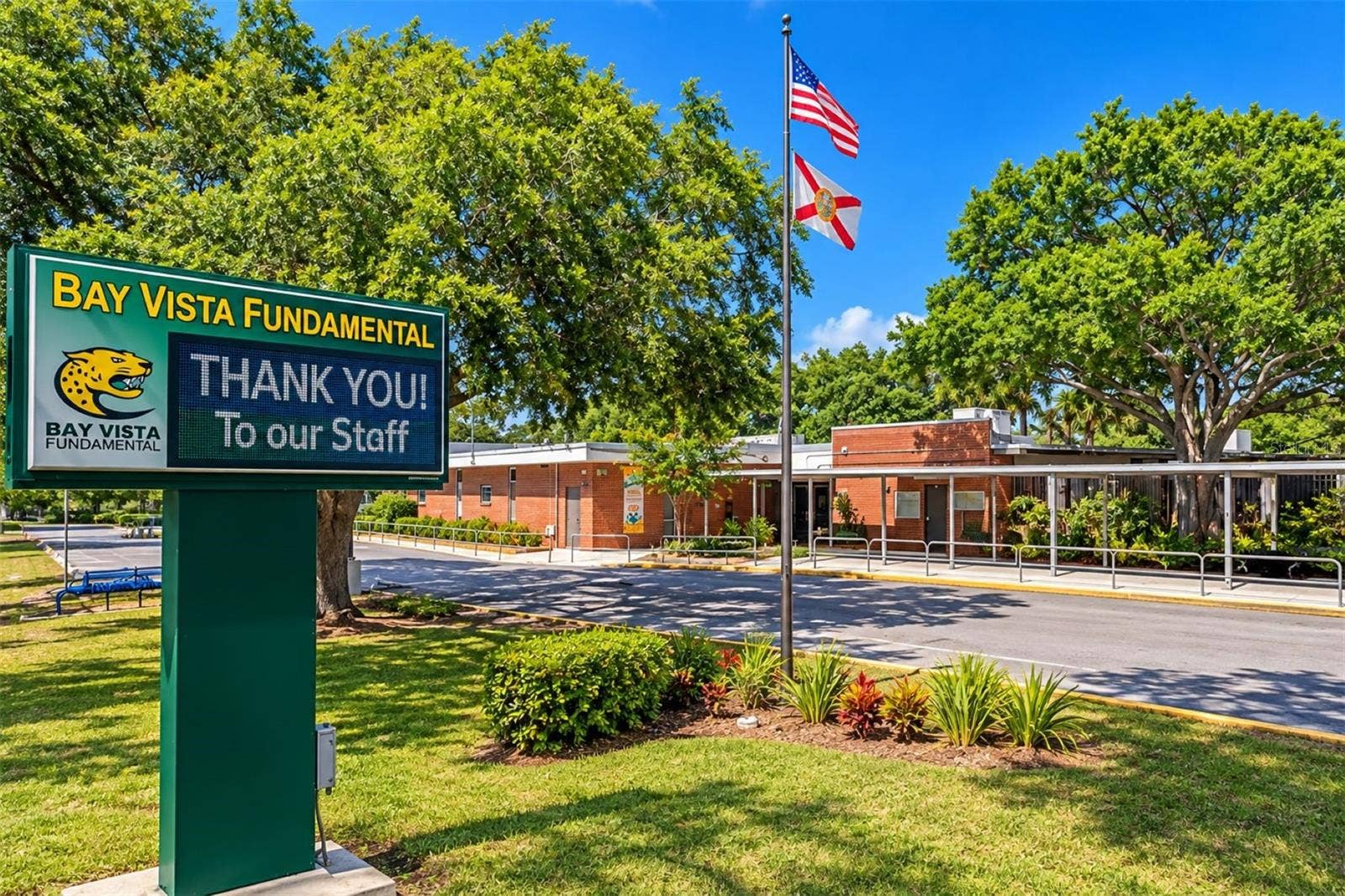 5701 6TH WAY S, St Petersburg, FL 33705 5701 6TH WAY S, St Petersburg, FL 33705