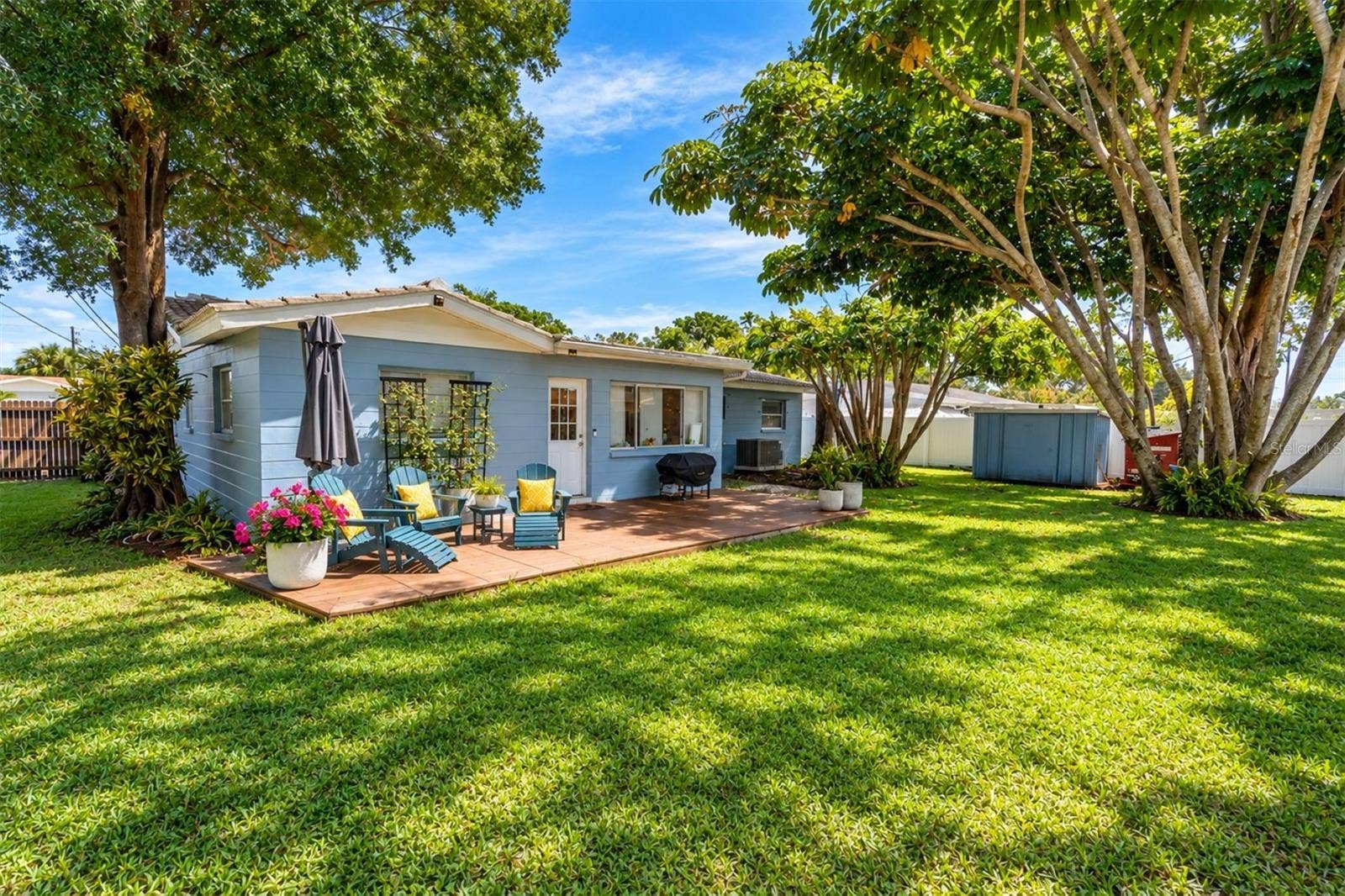 5701 6TH WAY S, St Petersburg, FL 33705 5701 6TH WAY S, St Petersburg, FL 33705