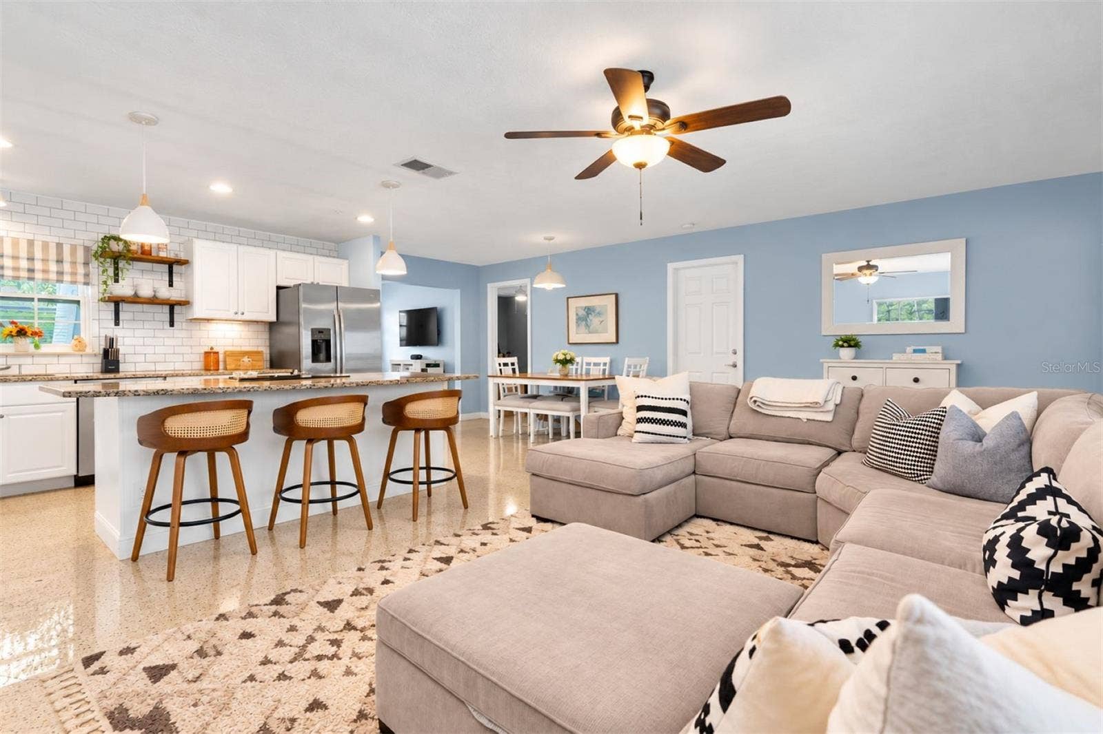 5701 6TH WAY S, St Petersburg, FL 33705 5701 6TH WAY S, St Petersburg, FL 33705
