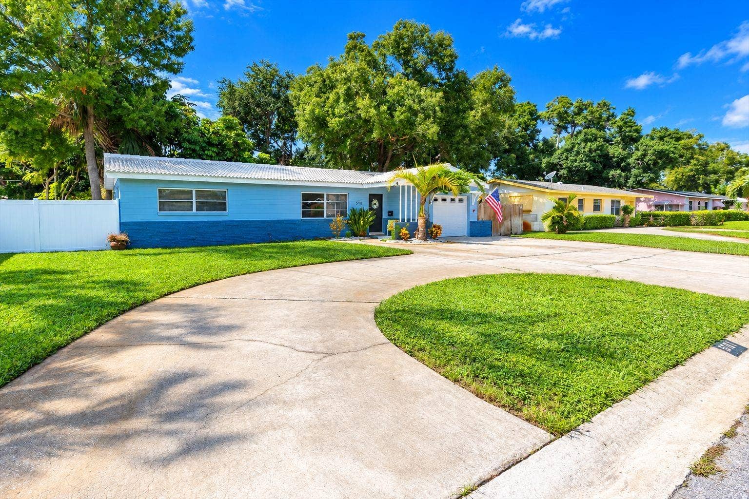 5701 6TH WAY S, St Petersburg, FL 33705 5701 6TH WAY S, St Petersburg, FL 33705