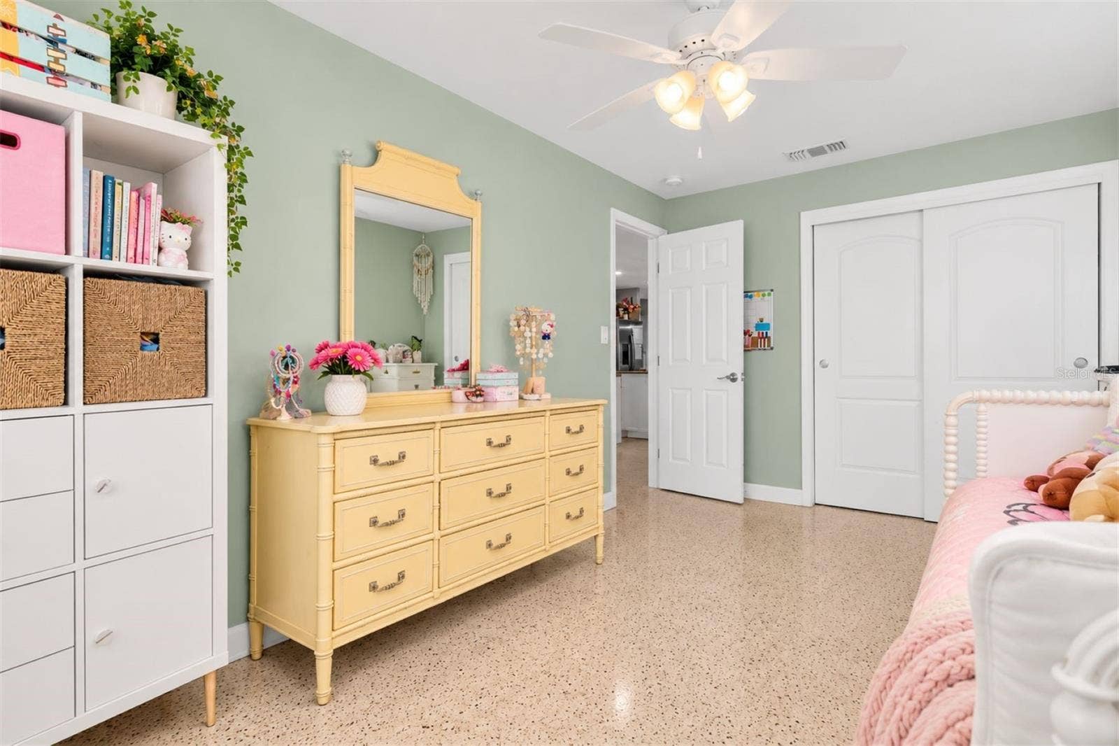 5701 6TH WAY S, St Petersburg, FL 33705 5701 6TH WAY S, St Petersburg, FL 33705