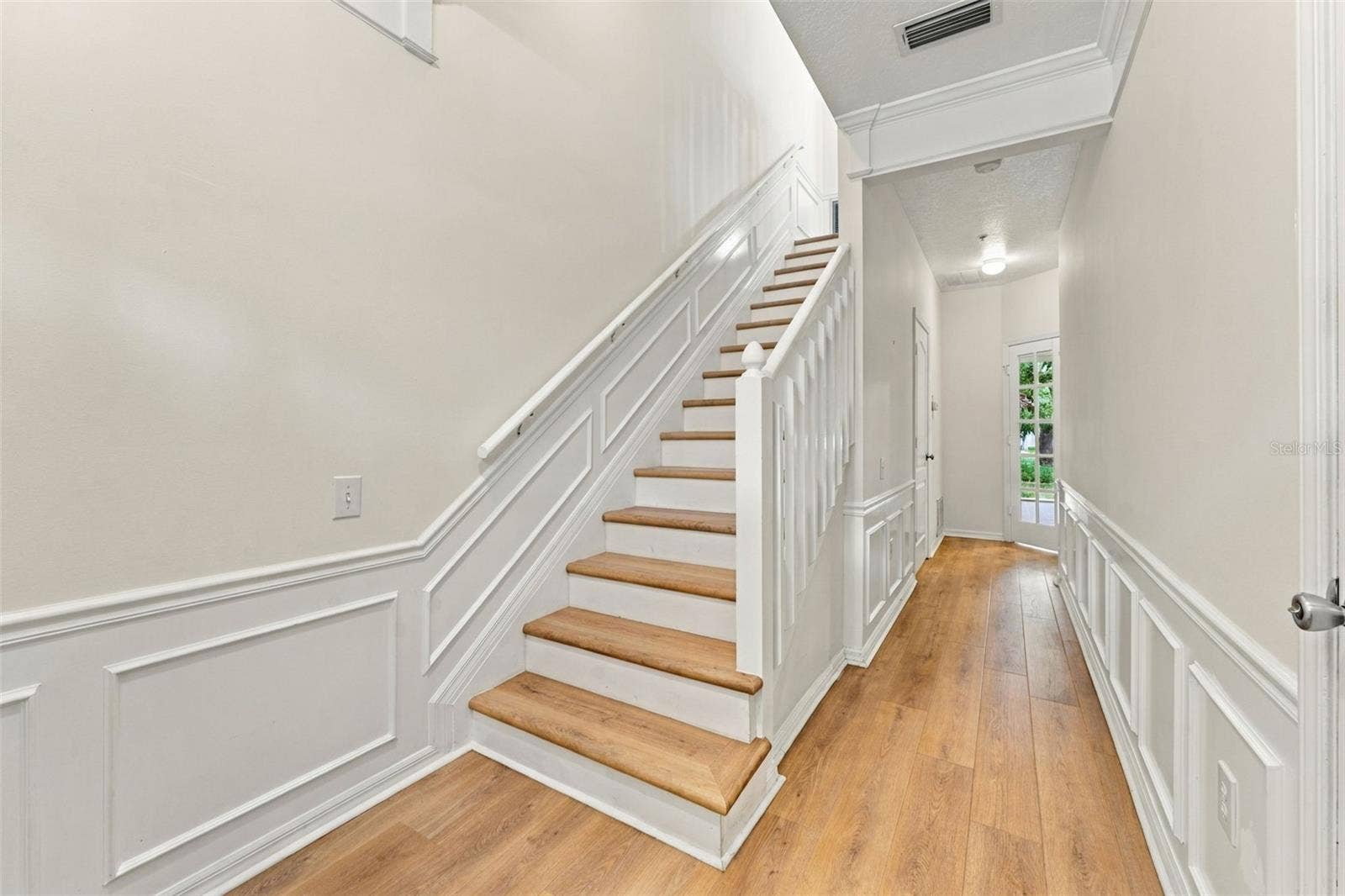 3121 BAYSHORE OAKS DRIVE, Tampa, FL 33611 Foyer