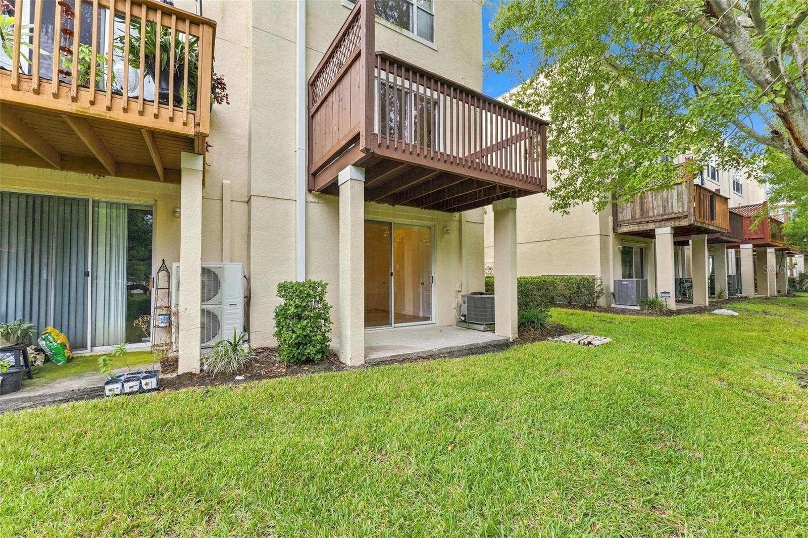 3121 BAYSHORE OAKS DRIVE, Tampa, FL 33611 Patio off downstairs bedroom