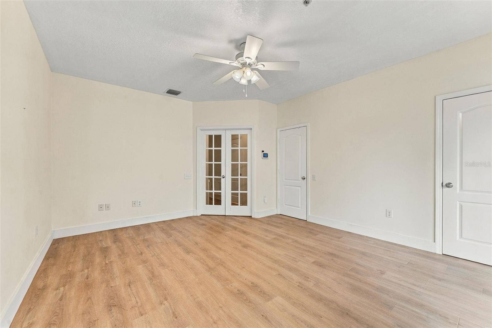 3121 BAYSHORE OAKS DRIVE, Tampa, FL 33611 Downstairs bedroom