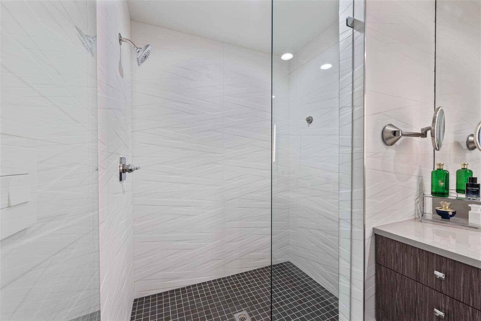 1208 E KENNEDY BOULEVARD, #410, Tampa, FL 33602 1208 E KENNEDY BOULEVARD, #410, Tampa, FL 33602
