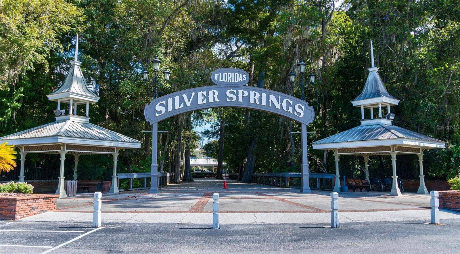 5686 E HIGHWAY 316, Citra, FL 32113 5686 E HIGHWAY 316, Citra, FL 32113
