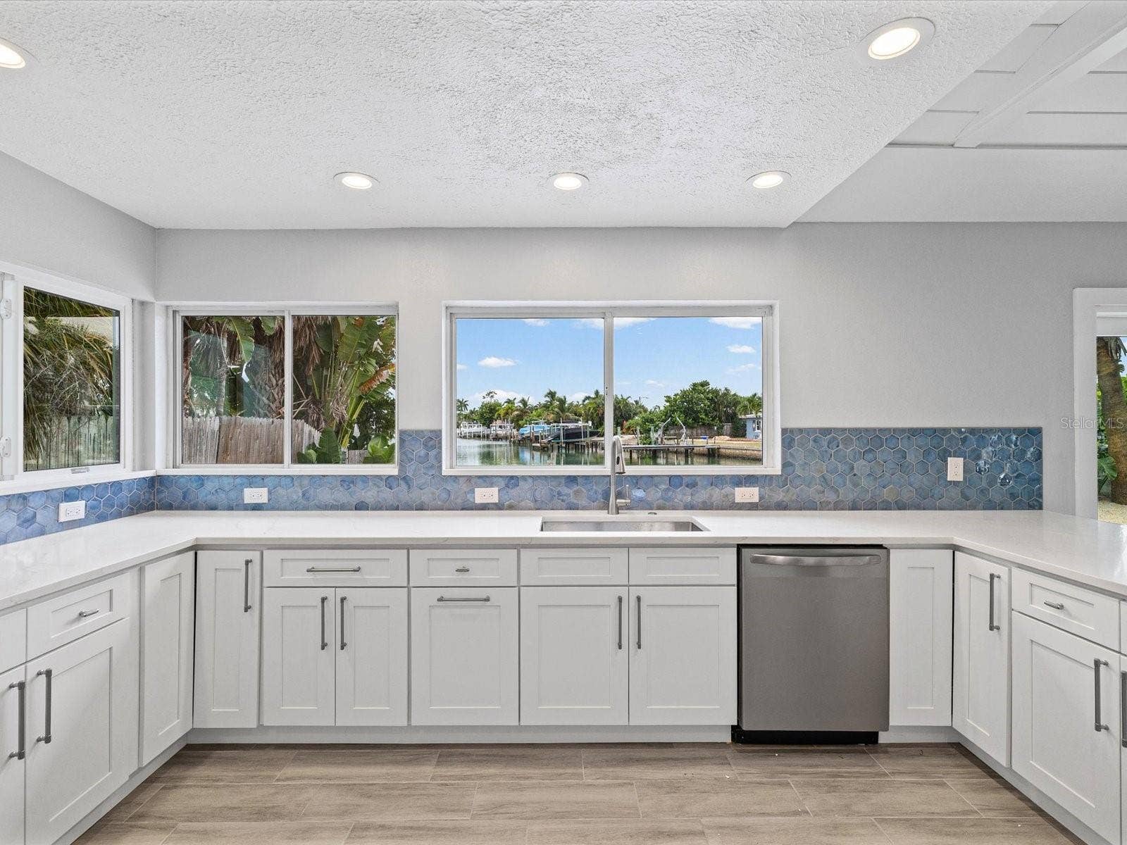 529 80TH AVENUE, St Pete Beach, FL 33706