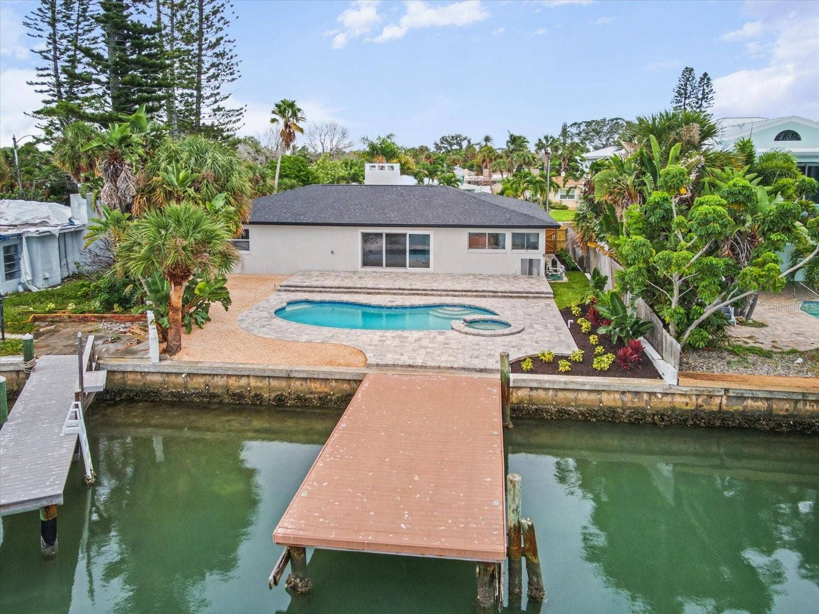 529 80TH AVENUE, St Pete Beach, FL 33706