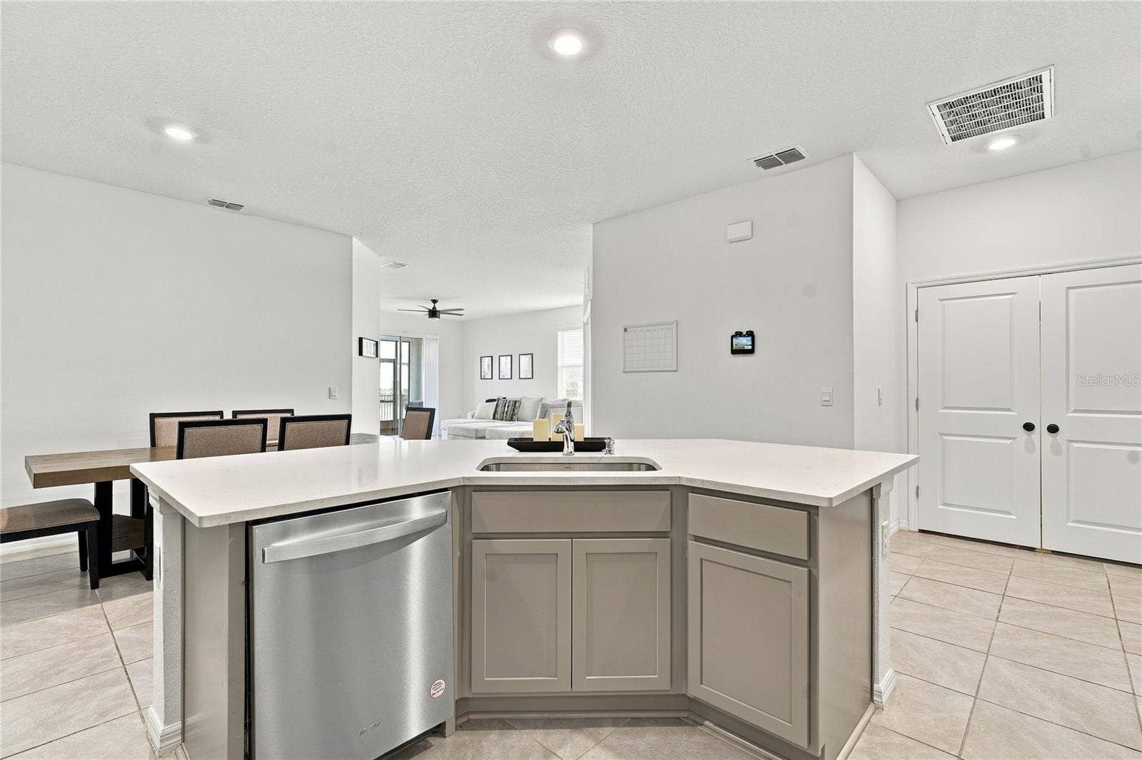 8514 BOLD CYPRESS LANE, Wesley Chapel, FL 33545