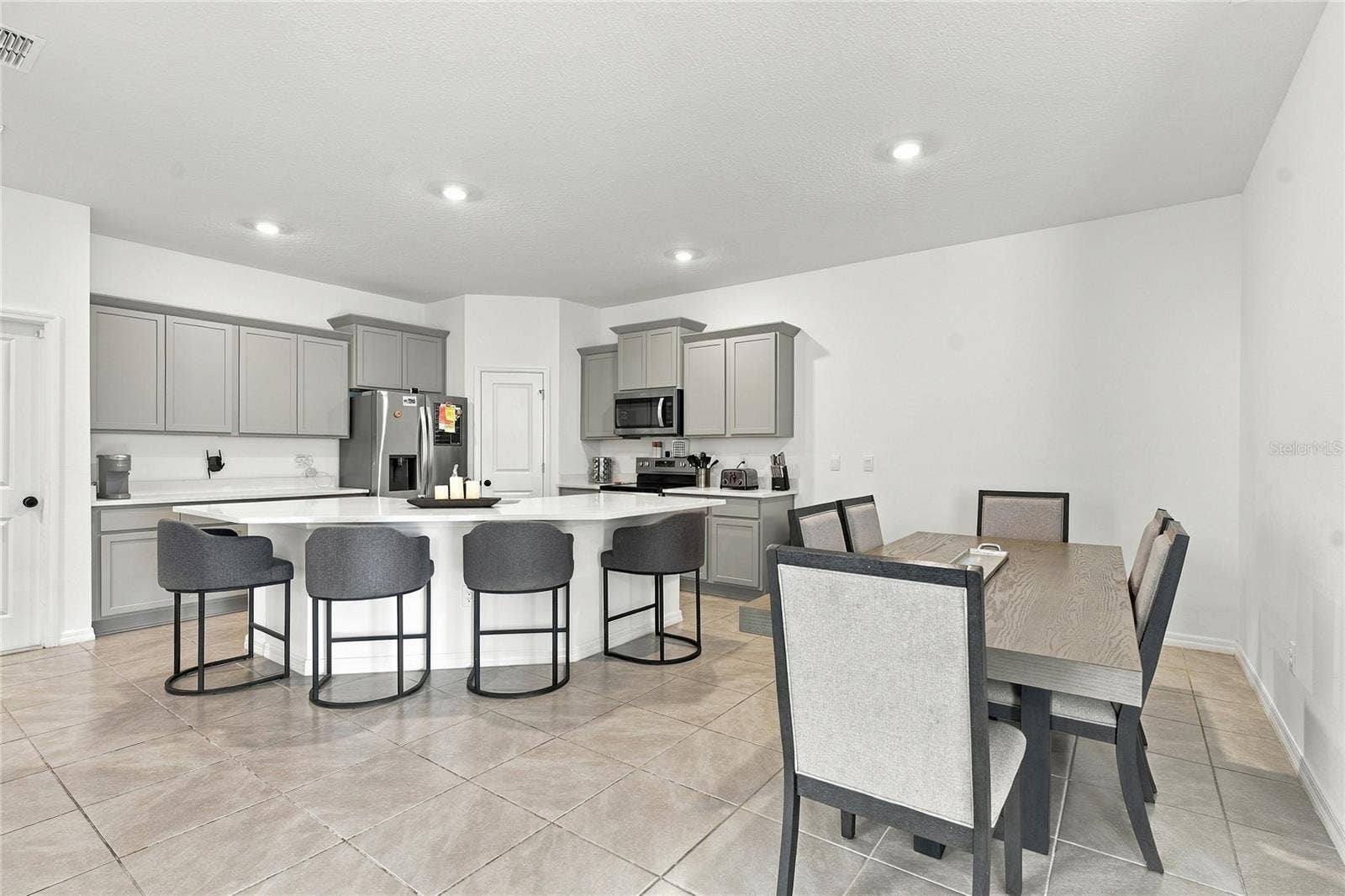 8514 BOLD CYPRESS LANE, Wesley Chapel, FL 33545