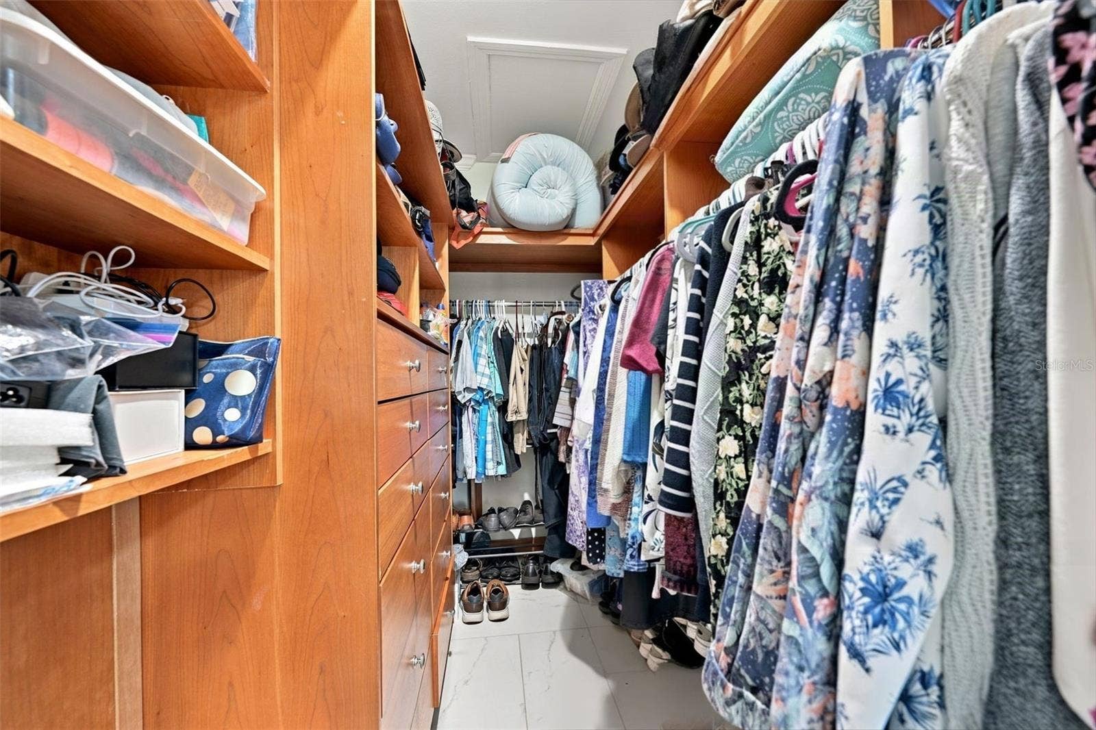 202 GLOUCESTER BOULEVARD, #357, Sun City Center, FL 33573 Primary CLoset