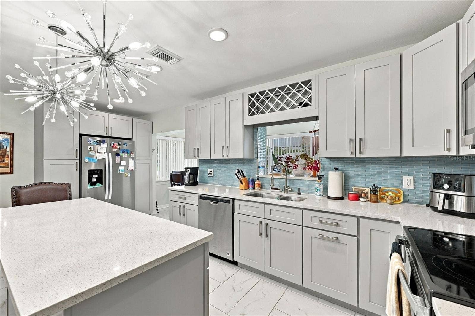 202 GLOUCESTER BOULEVARD, #357, Sun City Center, FL 33573 Kitchen