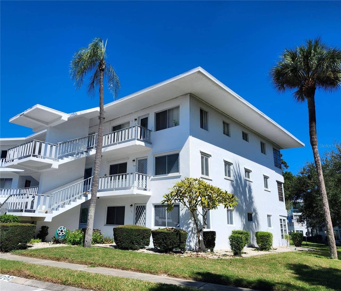 11201 80TH AVENUE, #201, Seminole, FL 33772 11201 80TH AVENUE, #201, Seminole, FL 33772