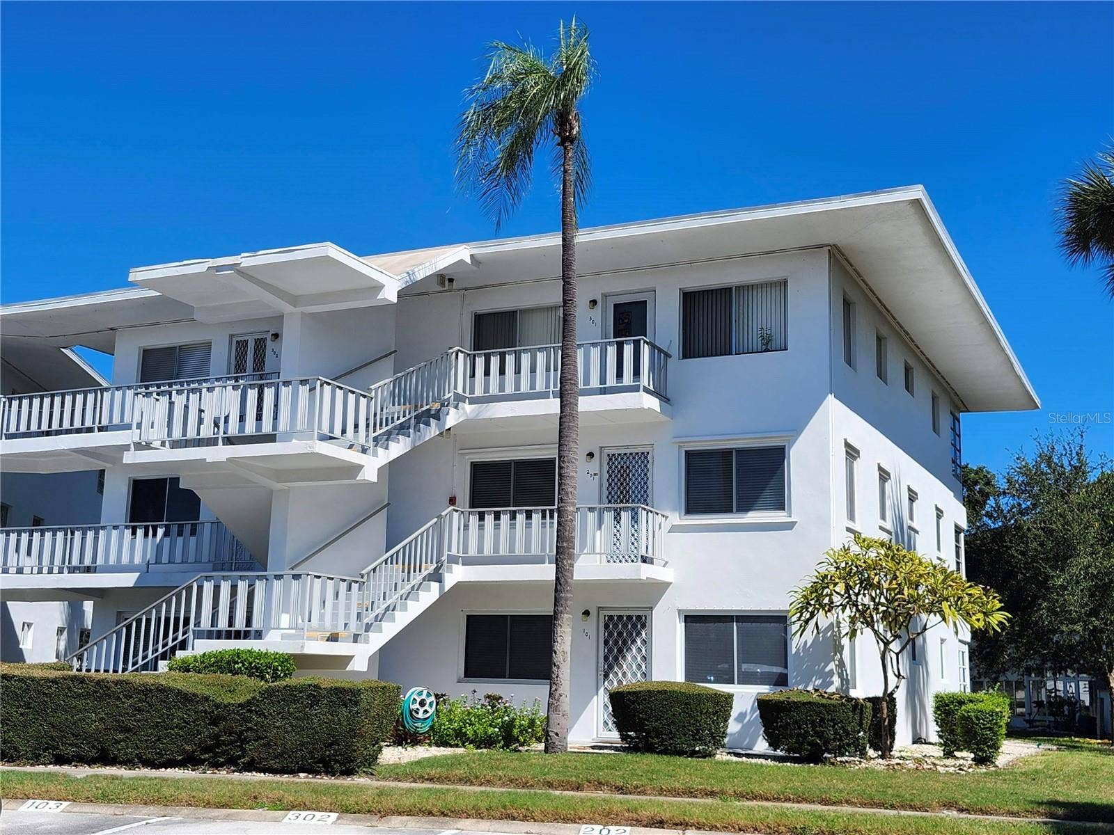 11201 80TH AVENUE, #201, Seminole, FL 33772 11201 80TH AVENUE, #201, Seminole, FL 33772