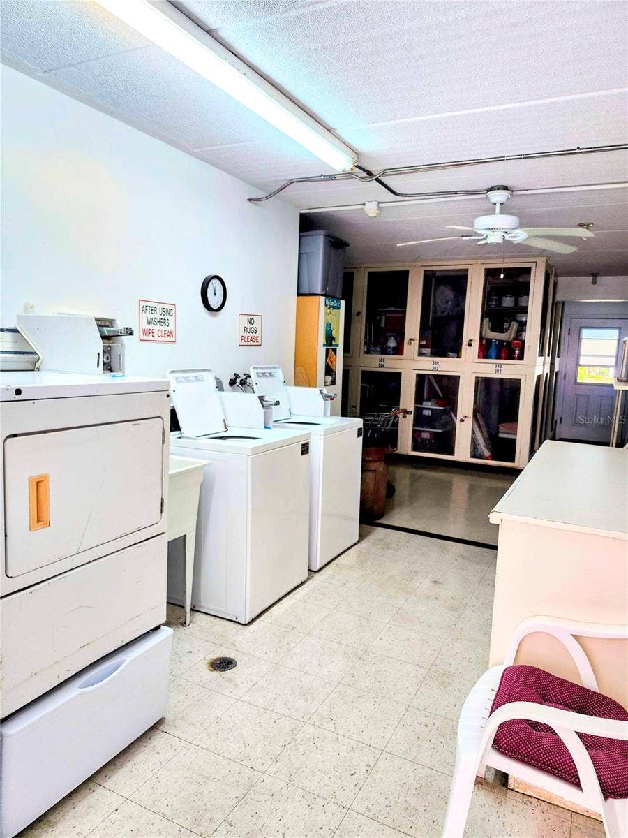 11201 80TH AVENUE, #201, Seminole, FL 33772 Laundry facility