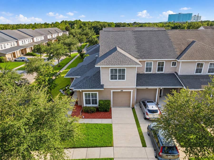 Property photo for 8011 DOWN ROYAL ROAD, Tampa, FL