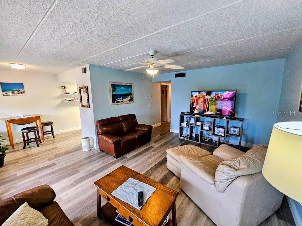 11620 PARK BOULEVARD, #303, Seminole, FL 33772 11620 PARK BOULEVARD, #303, Seminole, FL 33772