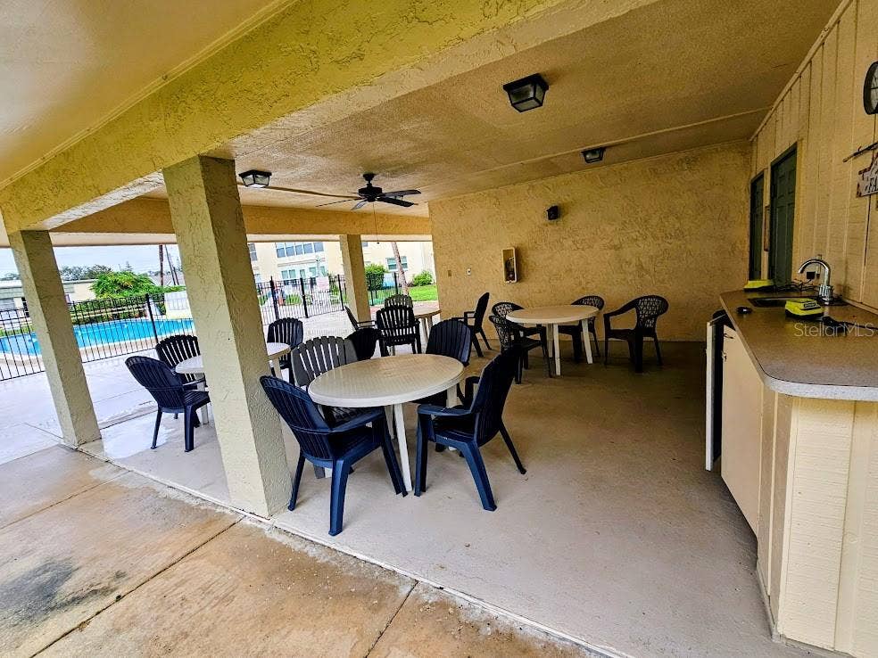 11620 PARK BOULEVARD, #303, Seminole, FL 33772 11620 PARK BOULEVARD, #303, Seminole, FL 33772