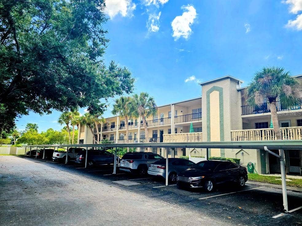 11620 PARK BOULEVARD, #303, Seminole, FL 33772 11620 PARK BOULEVARD, #303, Seminole, FL 33772
