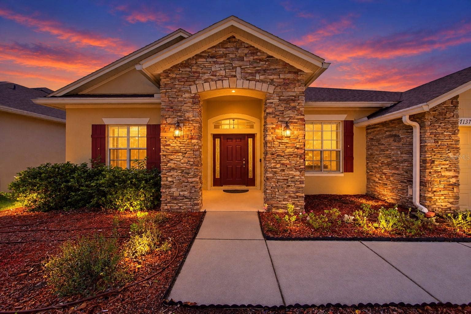 7137 DERWENT GLEN CIRCLE, Land O Lakes, FL 34637 7137 DERWENT GLEN CIRCLE, Land O Lakes, FL 34637