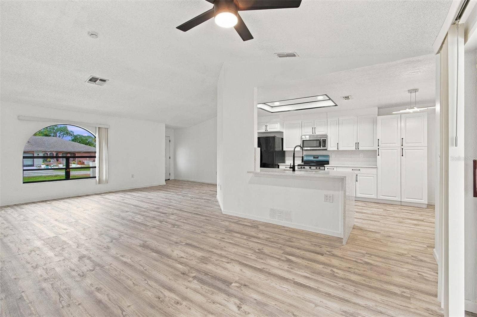 8075 SHALOM DRIVE, Spring Hill, FL 34606 8075 SHALOM DRIVE, Spring Hill, FL 34606