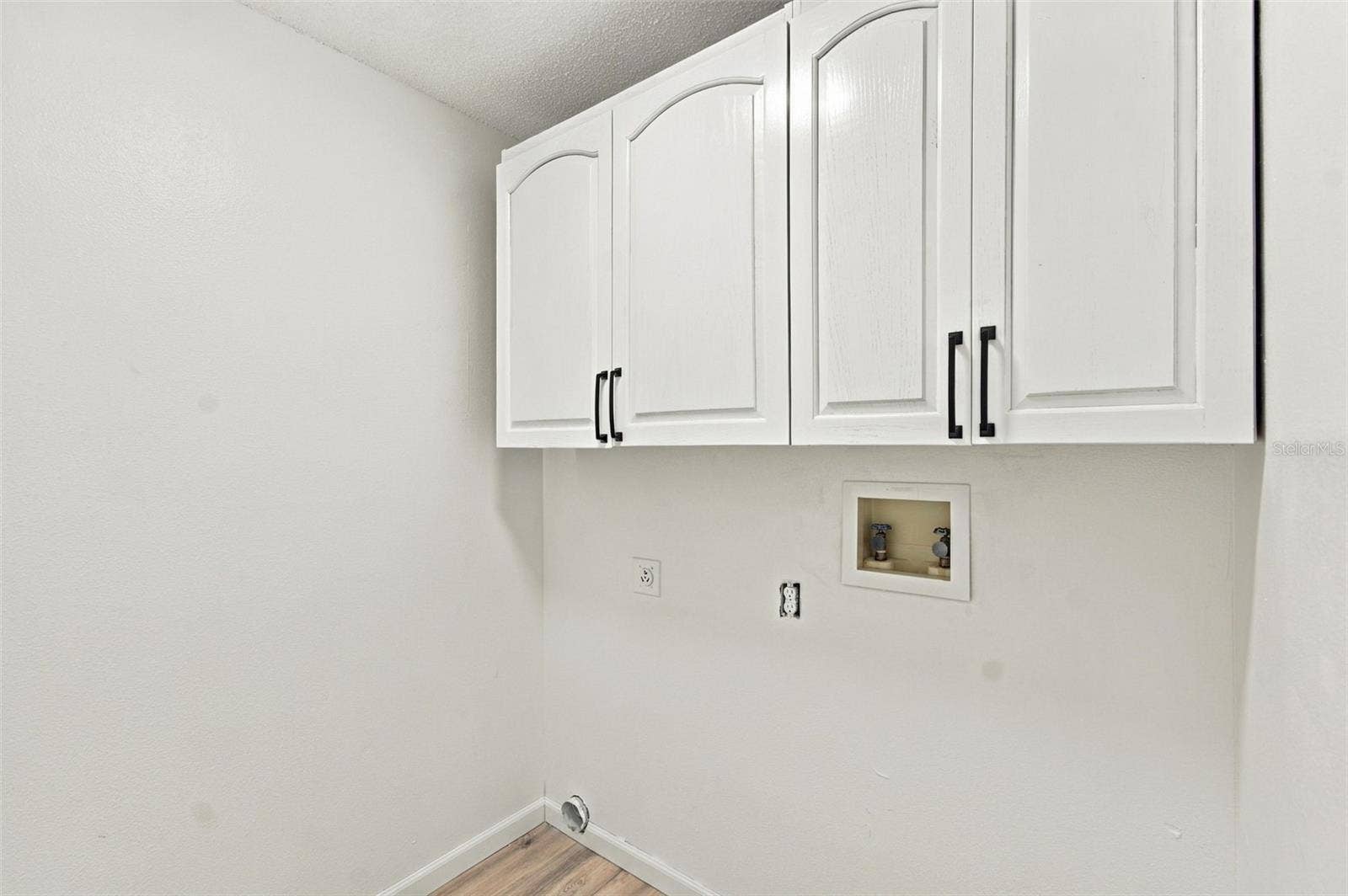 8075 SHALOM DRIVE, Spring Hill, FL 34606 8075 SHALOM DRIVE, Spring Hill, FL 34606