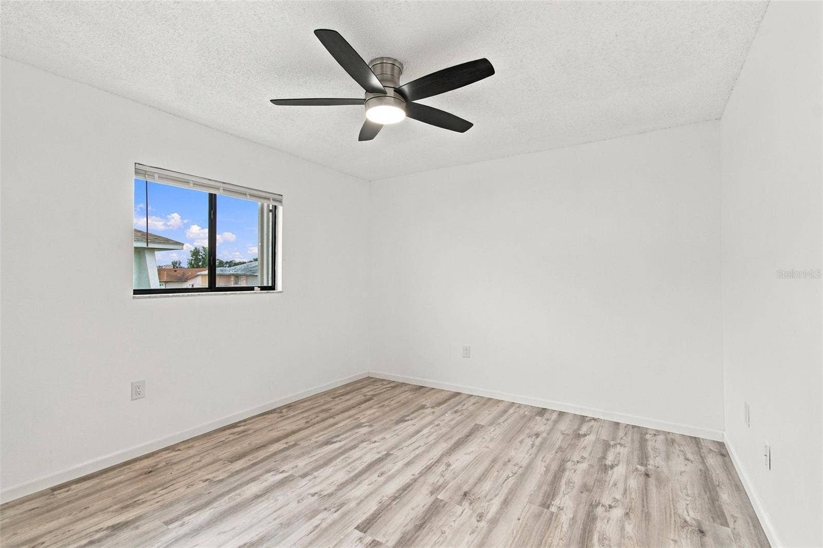 8075 SHALOM DRIVE, Spring Hill, FL 34606 8075 SHALOM DRIVE, Spring Hill, FL 34606