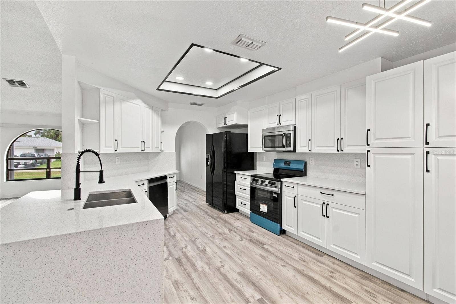 8075 SHALOM DRIVE, Spring Hill, FL 34606 8075 SHALOM DRIVE, Spring Hill, FL 34606