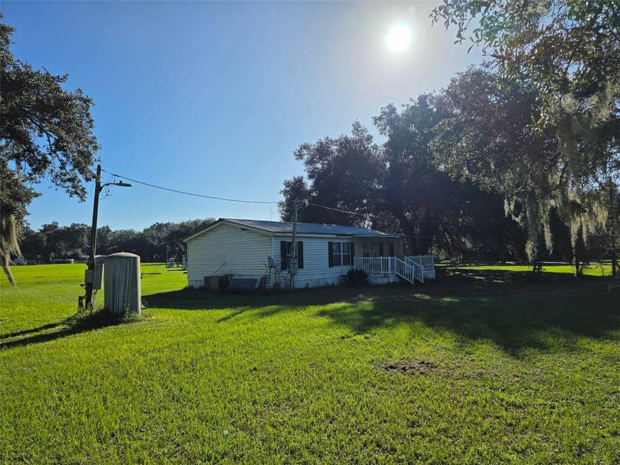 Property photo for 9581 MCINTOSH ROAD, Dover, FL