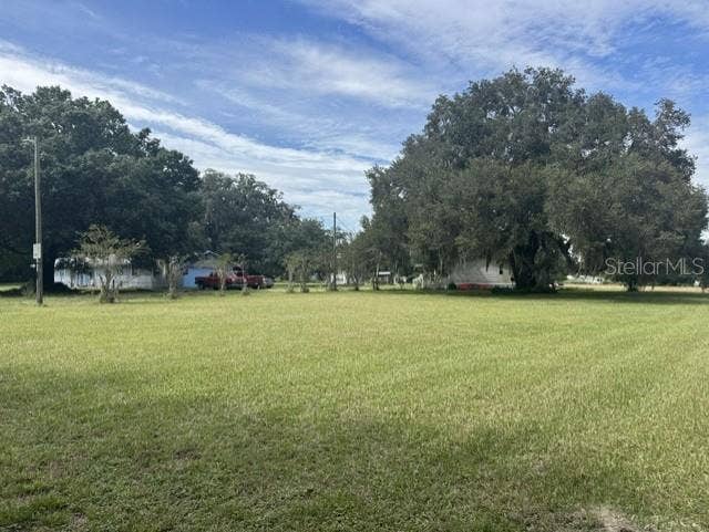 9581 MCINTOSH ROAD, Dover, FL 33527 9581 MCINTOSH ROAD, Dover, FL 33527