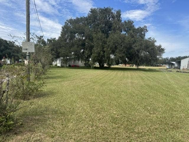9581 MCINTOSH ROAD, Dover, FL 33527 9581 MCINTOSH ROAD, Dover, FL 33527
